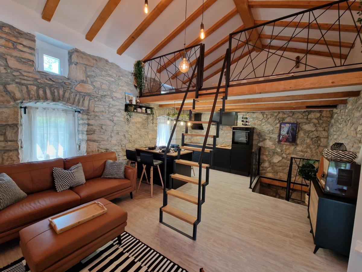 הוילה Nedeščina Casa Della Noemi מראה חיצוני תמונה